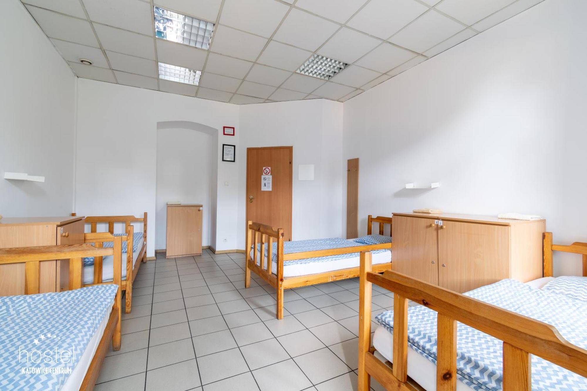 Hostel Katowice Centrum Cameră foto